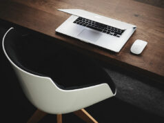 OneNote for iOS and Mac lets you attach files